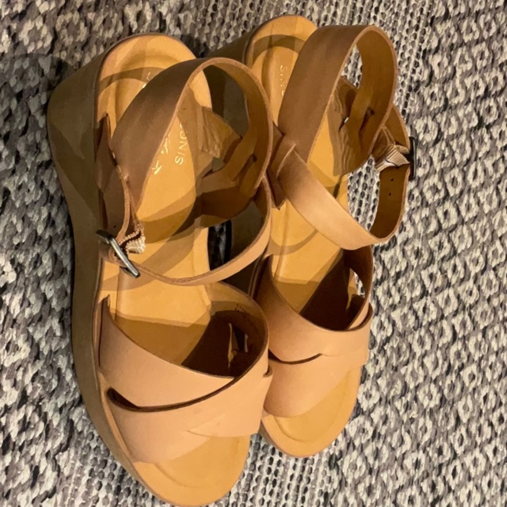 Kork-Ease Tan Leather Wedge Sandals with Strappy Design